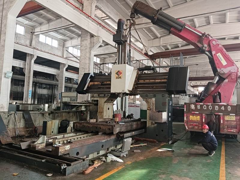 大型机械 数控机床吊装