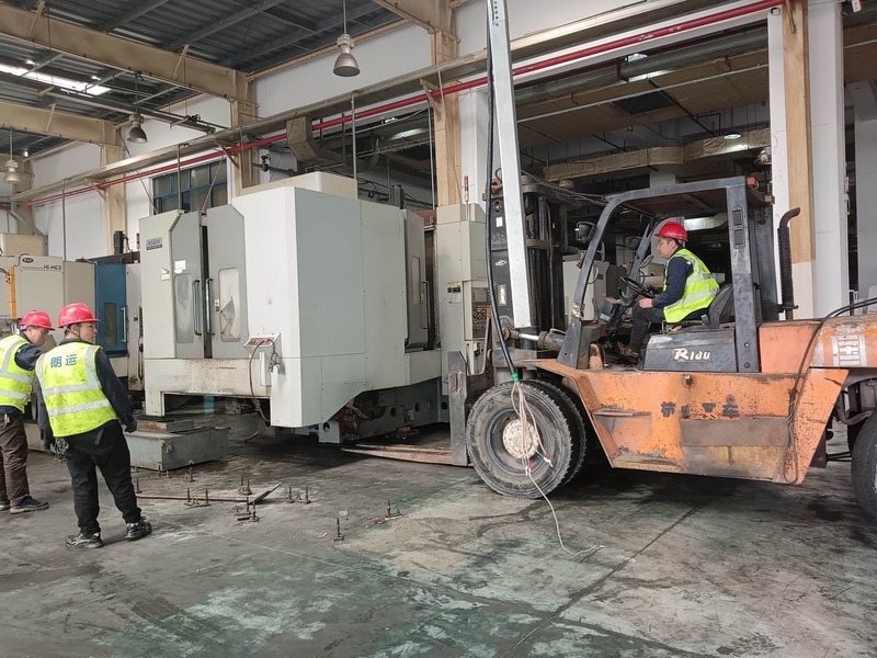 重型设备吊装搬运