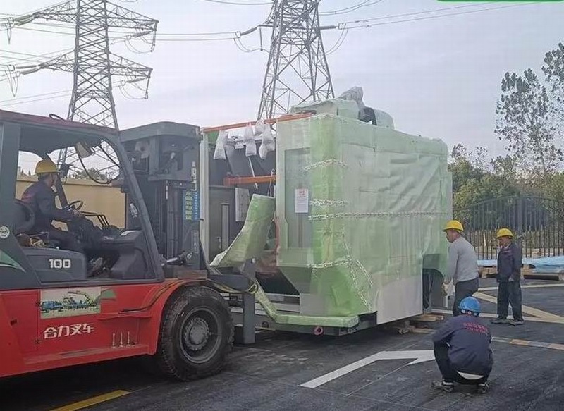 重型设备吊装搬运